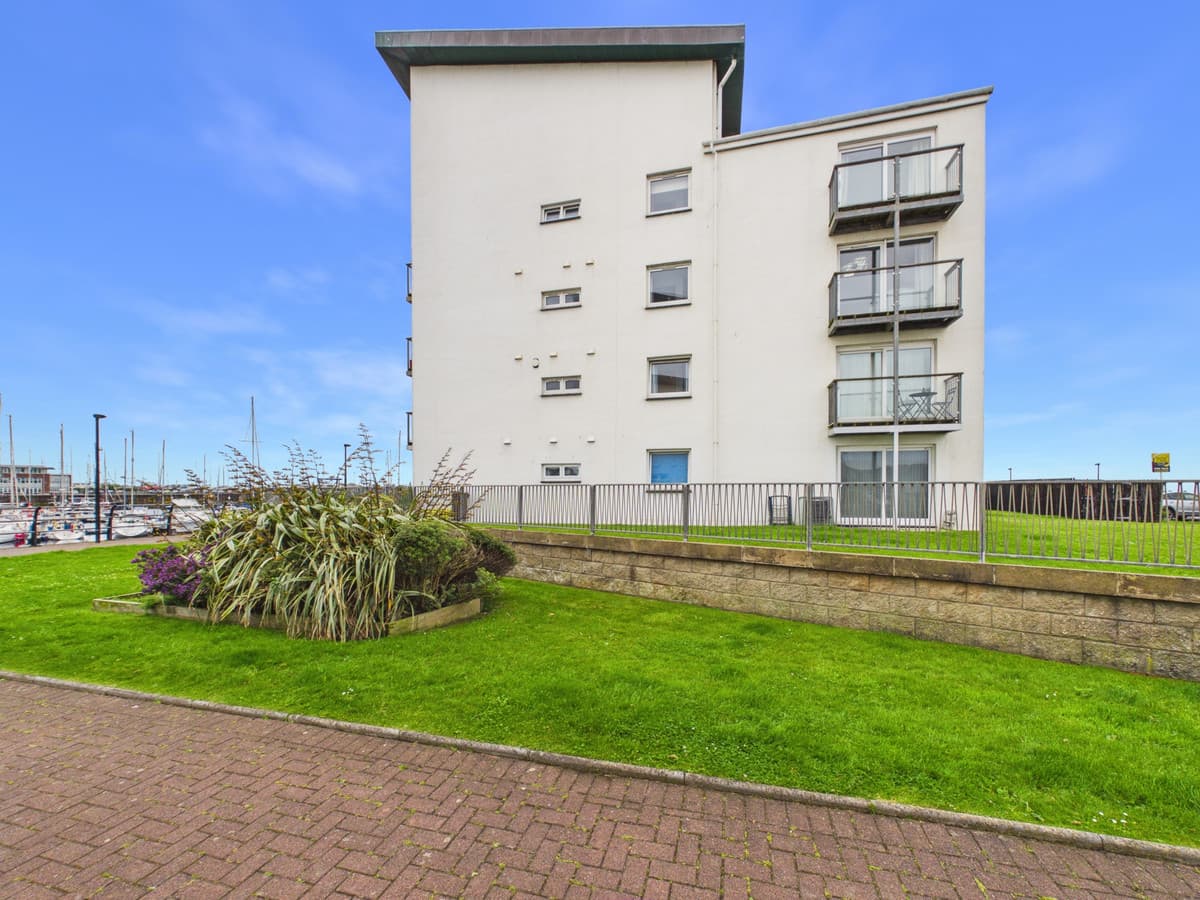 Mariners View, North Ayrshire, Ardrossan, KA22 8BF