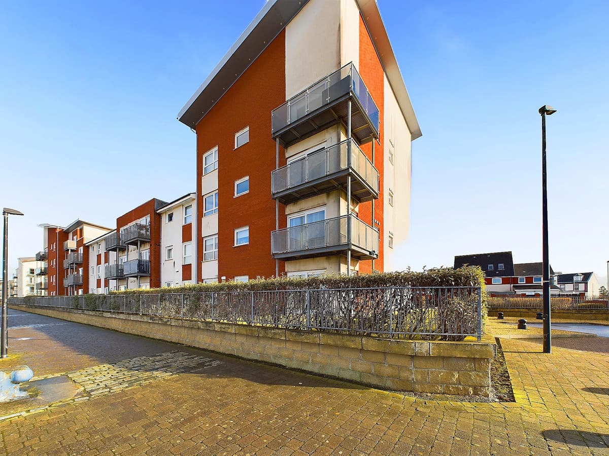 Dockers Gardens, North Ayrshire, Ardrossan, KA22 8GB