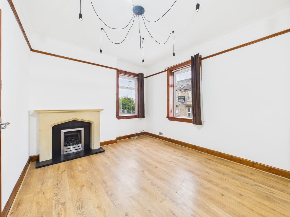 Byres Road, Kilwinning, KA13 6JU