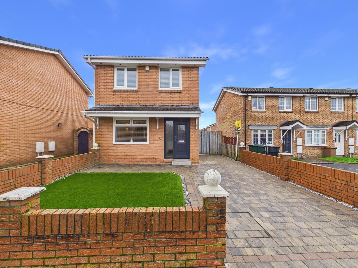 Clay Crescent, East Ayrshire, Kilmarnock, KA3 1HU