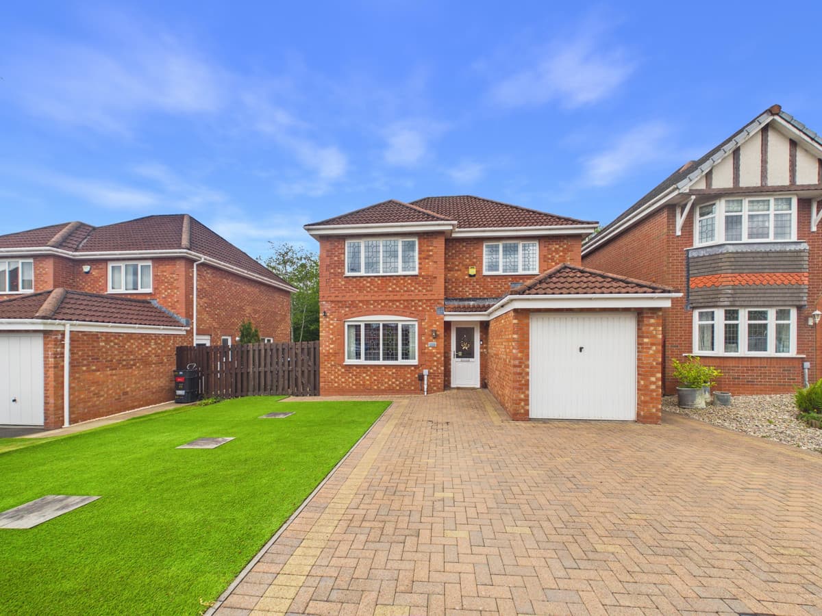 Burns Crescent, Southscraigs, Kilmarnock, KA3 6GG