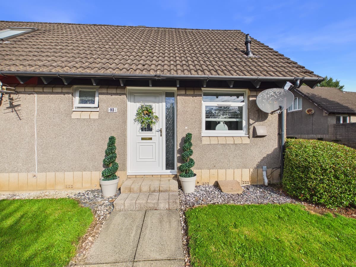 Muirfield Place, North Ayrshire, Kilwinning, KA13 6NZ